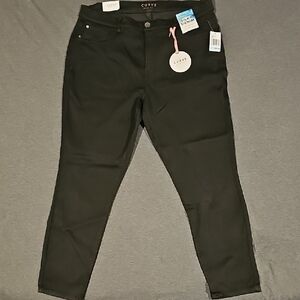 Curve Appeal Women's Classic Black Skinny Jeans